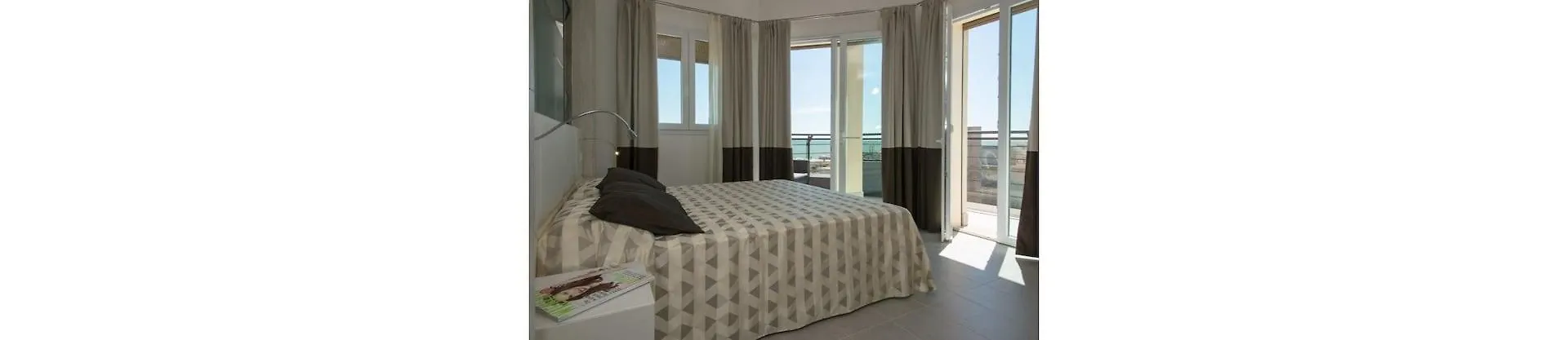 Hotel Sheila Lido di Jesolo 4*,
